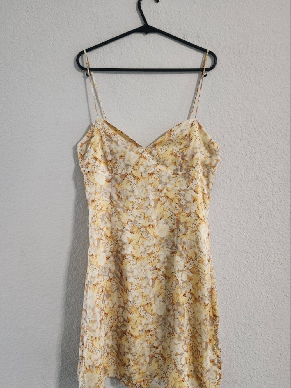 Sabo Skirt Reece Cami Dress Women’s Medium Yellow floral print mini dress NWT - Picture 3 of 8